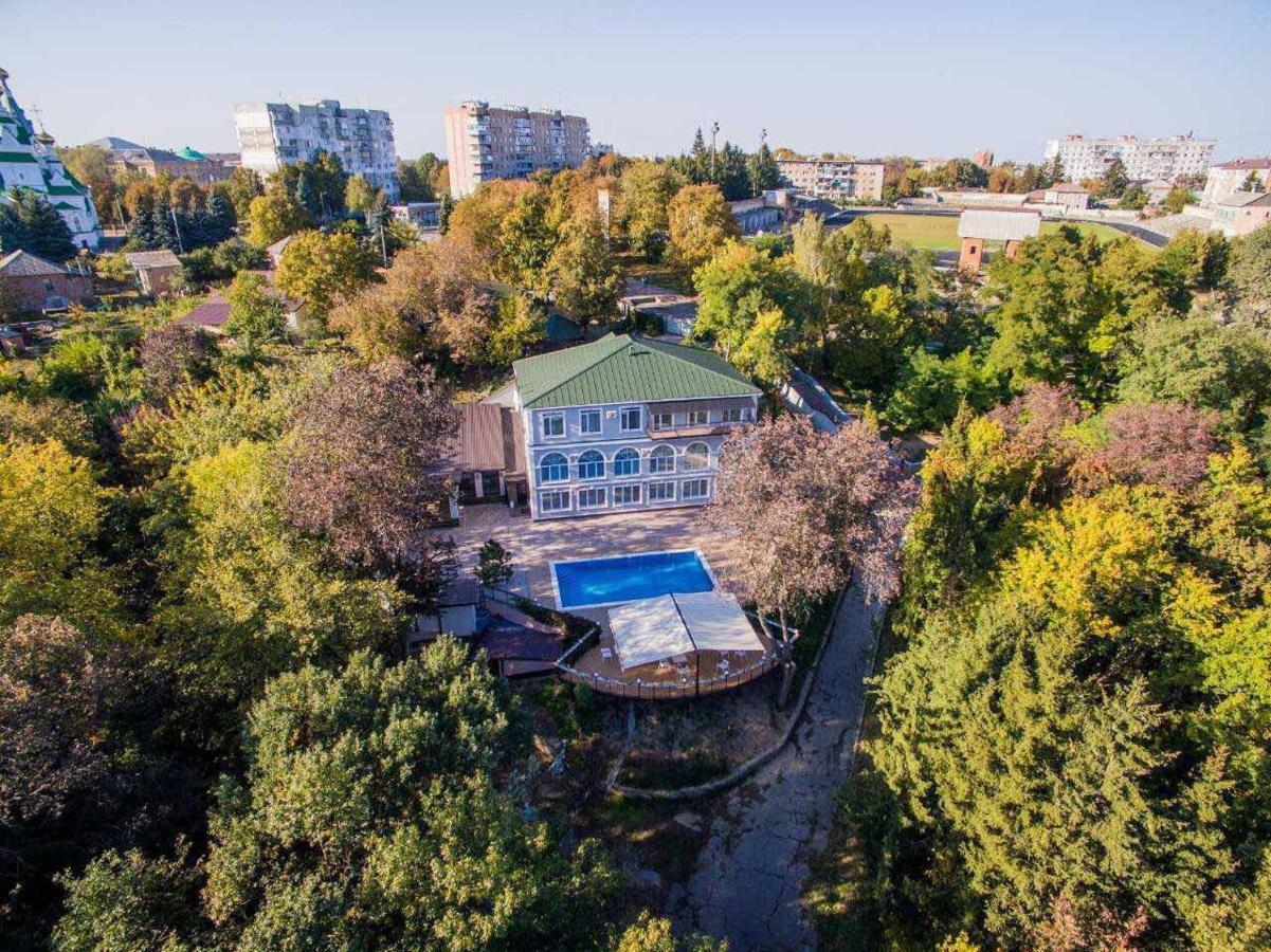 Отельно-ресторанный комплекс Златогор Lubny Екстер'єр фото